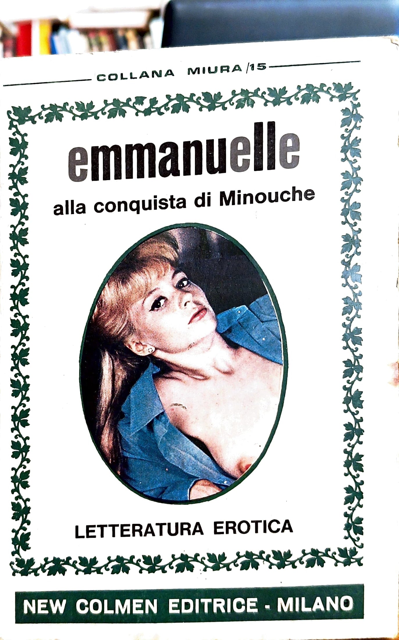 Emmanuelle alla conquista di Minouche