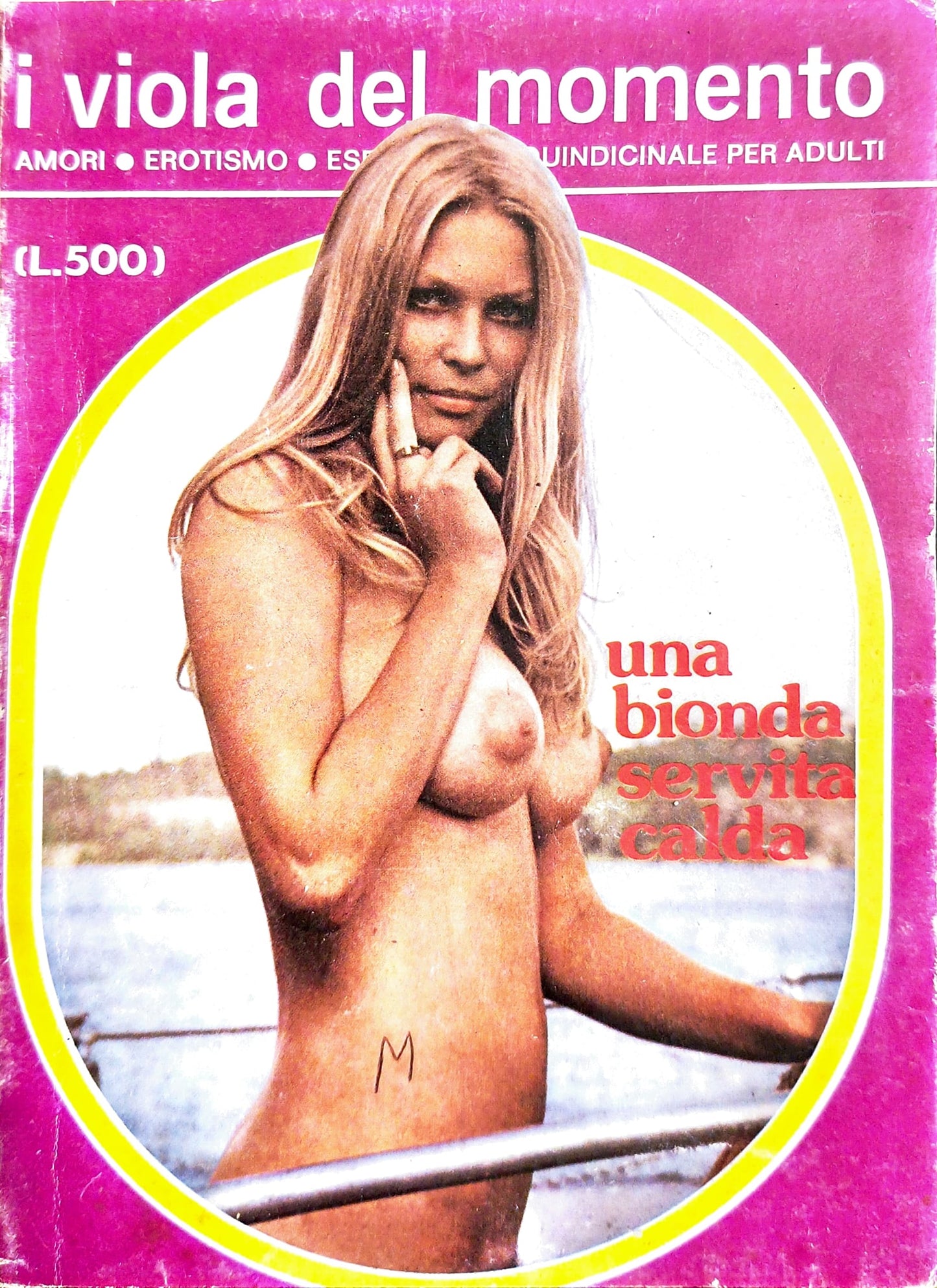 Una bionda servita calda